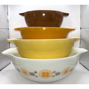 Pyrex Town & Country Cinderella Mixing Bowls Complete Set #441, 442, 443 & 444